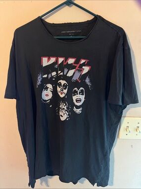 JOHN VARVATOS KISS ROCK BAND COLLECTION RAW EDGE TSHIRT BLACK SIZE XL